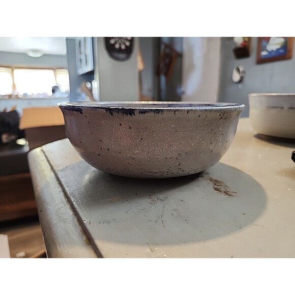 Michelle Bennis “Sunday Bowl” – Hand-Thrown Stoneware Pottery Hood College - Picture 3 of 7